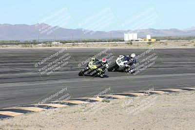 media/Jan-16-2026-CVMA Friday Practice (Fri) [[6f2bf47531]]/5-Racer 4-Trackday1/Session 2 (Bowl)/